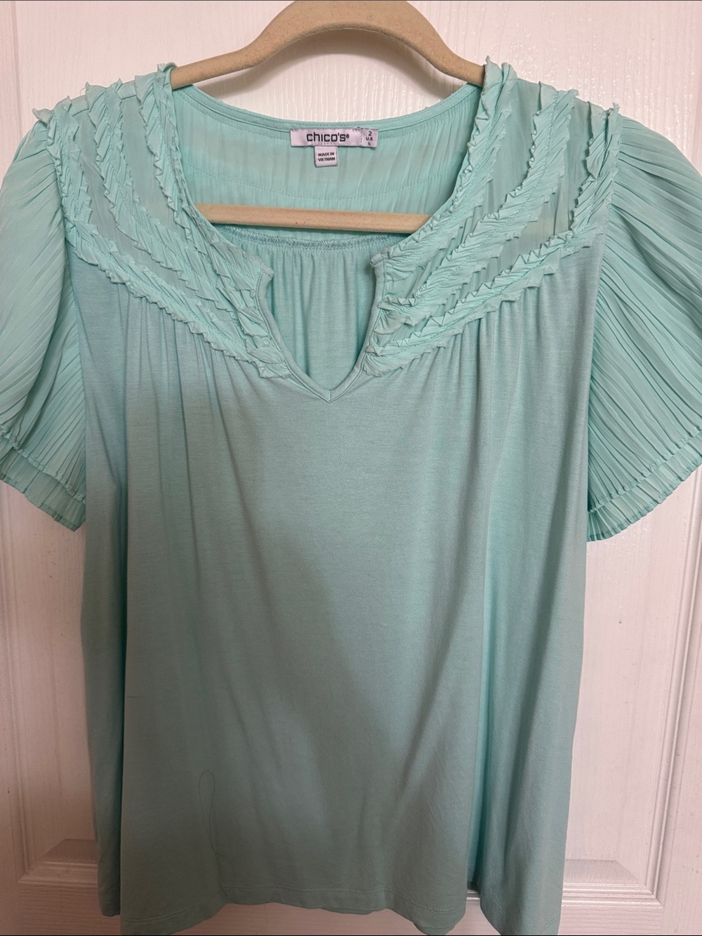 Chico's Mint Pleated Sleeve V-Neck Knit Top